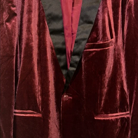 Elegant Burgundy Velvet Blazer with Black Lapel and pants - Picture 3 of 15